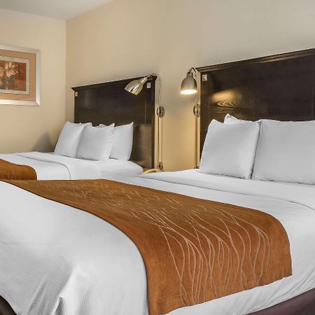 Comfort Inn & Suites Laguardia Airport New York Exterior photo